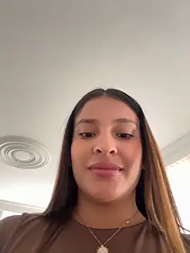 Talia Bonet online show from May 5, 2026, 1:41 pm