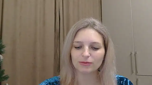 ElisSky301 online show from December 19, 2025, 9:22 pm