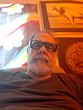 Snapshot of pena633 chatting on May 14, 2026, 10:49 pm pena633 online show from May 14, 2026, 10:49 pm