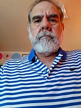 Snapshot of pena633 chatting on May 20, 2026, 12:11 pm pena633 online show from May 20, 2026, 12:11 pm