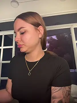 Beella1  online show from November 29, 2025, 11:57 am