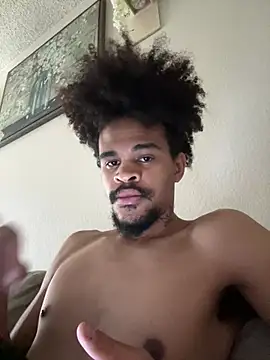 Snapshot of Mrmakeherwet_Tez chatting on February 23, 2026, 4:15 pm Mrmakeherwet Tez online show from February 23, 2026, 4:15 pm