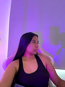 Snapshot of aly_nicols chatting on October 31, 2025, 10:22 pm aly nicols online show from October 31, 2025, 10:22 pm