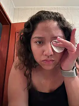 Kmiii21 online show from March 10, 2026, 5:34 am