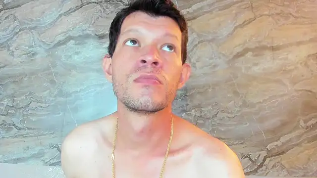 WADE WILSOON2 online show from October 28, 2025, 7:16 pm