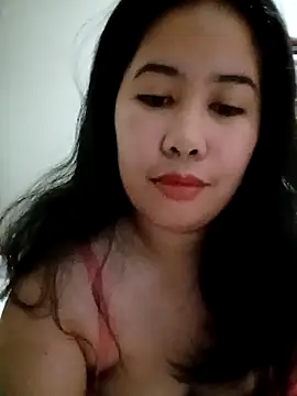 Creamy Pussycat28 online show from November 1, 2025, 9:17 pm