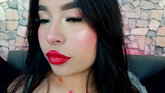 mia roux1 online show from November 7, 2025, 5:35 pm