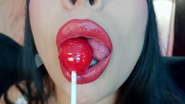 mia roux1 online show from February 25, 2026, 12:20 am