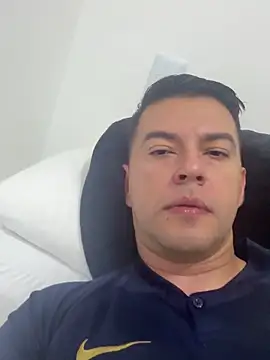 Fox73x online show from October 21, 2025, 4:02 am