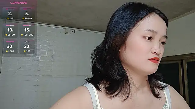 Snapshot of Mia6163 chatting on November 1, 2025, 6:48 am Mia6163 online show from November 1, 2025, 6:48 am