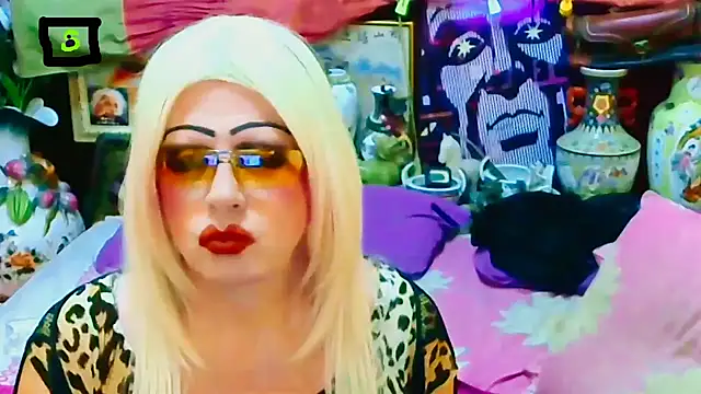 Snapshot of horni4luv chatting on November 25, 2025, 9:48 pm horni4luv online show from November 25, 2025, 9:48 pm