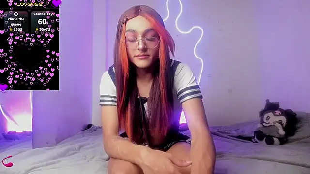 Mika  velvet online show from November 6, 2025, 9:05 pm