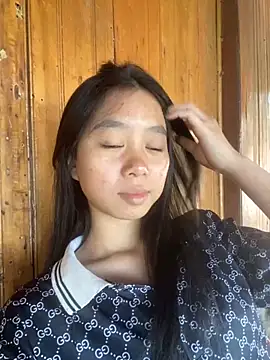 -Miaa- online show from October 29, 2025, 2:58 am