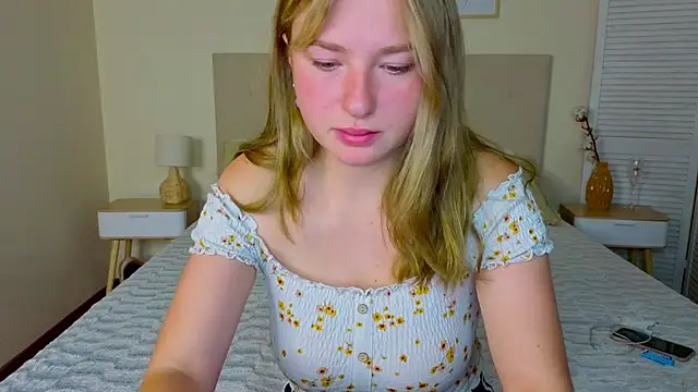 Ailissa  fox online show from October 21, 2025, 7:31 am