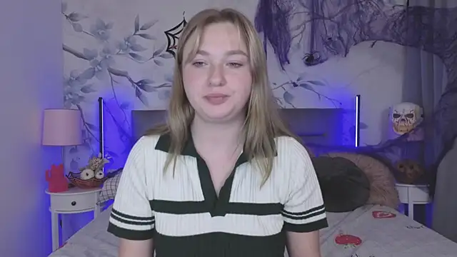 Ailissa  fox online show from October 24, 2025, 1:07 pm