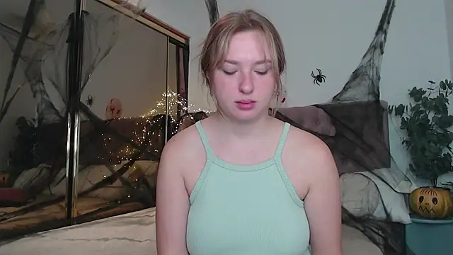 Ailissa  fox online show from October 25, 2025, 6:43 am