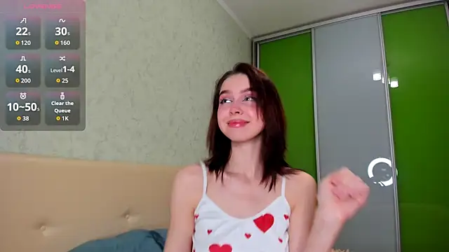 Juicystars online show from November 8, 2025, 5:23 pm