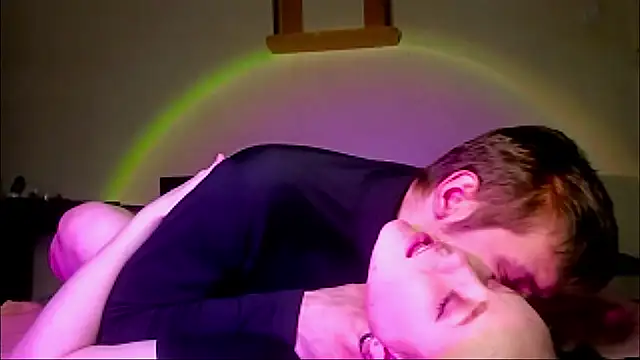 Jenny Couple online show from December 21, 2025, 5:42 pm