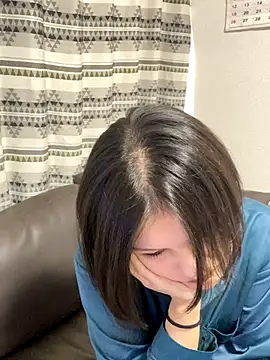 Rere-is-chcco online show from October 28, 2025, 11:29 pm