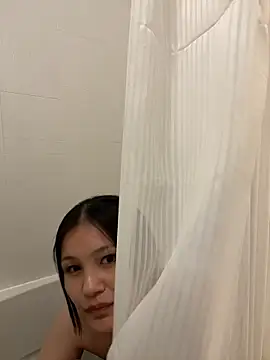 Rere-is-chcco online show from November 7, 2025, 9:09 am