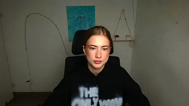 Candy Chloe  online show from October 28, 2025, 12:30 pm