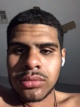 jessieleyyyviii online show from February 27, 2026, 3:17 am