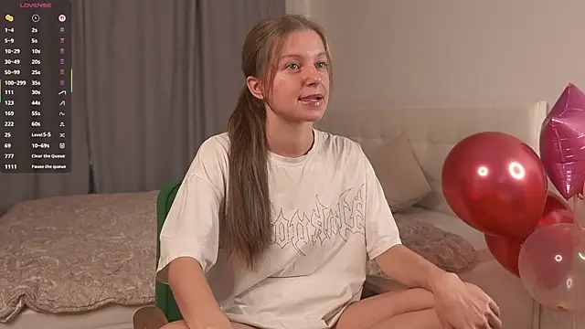 CharissaLeta online show from October 26, 2025, 12:33 pm