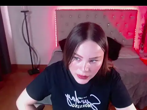  crystal12 online show from October 30, 2025, 6:41 pm