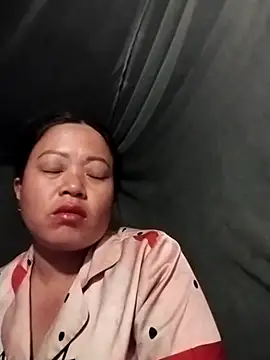 Nadia-a online show from October 22, 2025, 2:28 pm