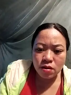 Nadia-a online show from October 26, 2025, 10:43 am