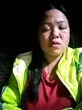 Nadia-a online show from October 31, 2025, 2:40 pm