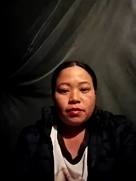 Nadia-a online show from November 3, 2025, 1:34 pm