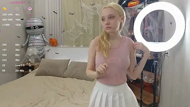 IraYounce online show from November 6, 2025, 1:17 am