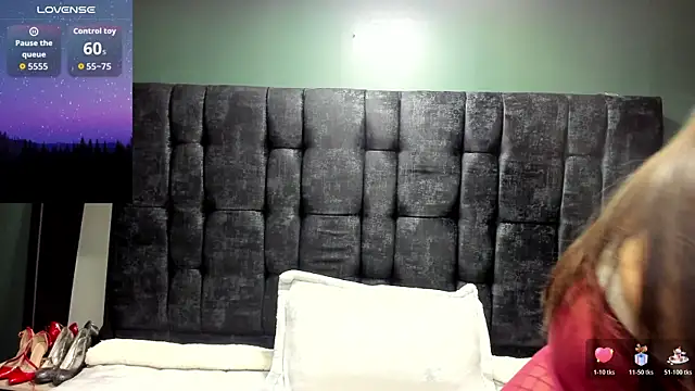 Alice  Morgan  online show from October 28, 2025, 12:09 pm