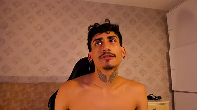 Mr Strike online show from November 16, 2025, 2:50 am