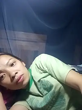 Snapshot of Karin-n chatting on October 31, 2025, 9:05 pm Karin-n online show from October 31, 2025, 9:05 pm