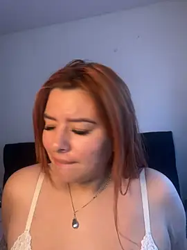 Snapshot of viki_11 chatting on October 23, 2025, 4:39 pm viki 11 online show from October 23, 2025, 4:39 pm