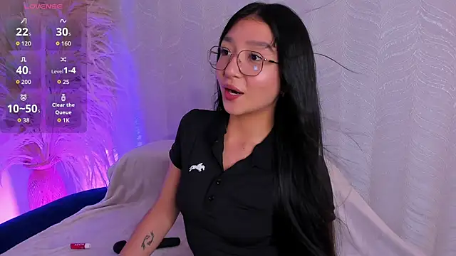 Snapshot of sydney_miller_ chatting on July 8, 2026, 10:14 pm sydney miller online show from July 8, 2026, 10:14 pm