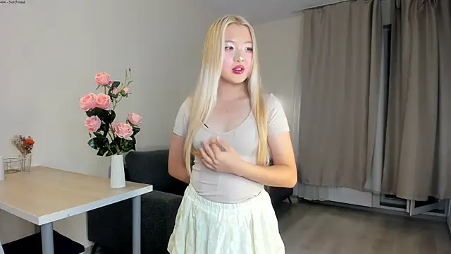 Misa kato online show from October 28, 2025, 9:39 pm