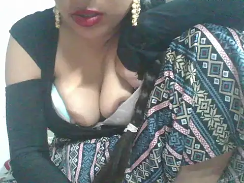 Snapshot of Naughty_Deepika chatting on November 2, 2025, 5:37 pm Naughty Deepika online show from November 2, 2025, 5:37 pm