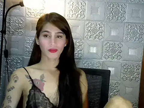 Snapshot of KeraMitenaa chatting on February 17, 2026, 1:29 pm KeraMitenaa online show from February 17, 2026, 1:29 pm