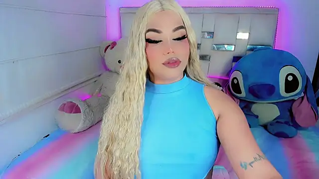 Alannys xHotx online show from May 9, 2026, 3:56 am