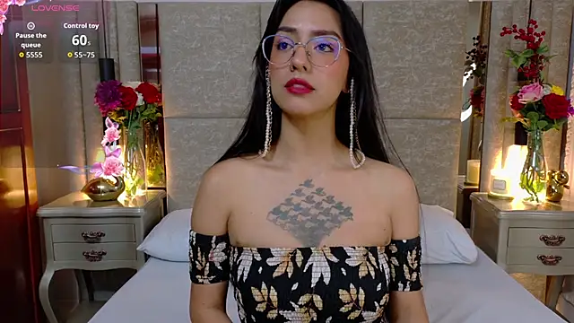 Penelope-Cross online show from February 20, 2026, 8:09 pm