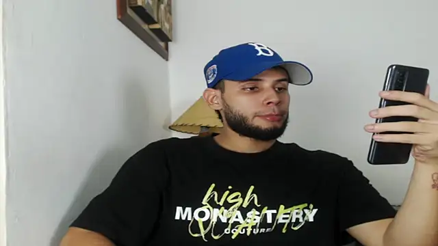 Maxcole 07 online show from November 6, 2025, 11:26 pm