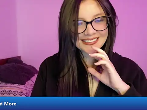 Snapshot of PamHot87 chatting on November 15, 2025, 6:15 pm PamHot87 online show from November 15, 2025, 6:15 pm