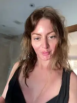 Lovelavender  online show from May 26, 2026, 2:13 pm