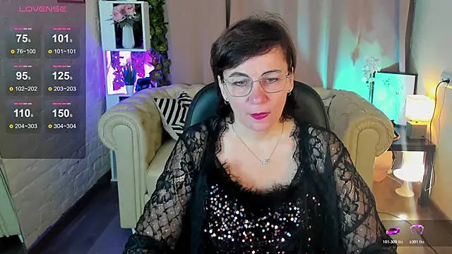 Demi Mature online show from November 3, 2025, 5:42 am