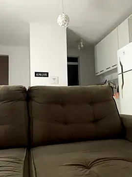 dorneles20 online show from November 13, 2025, 4:00 am