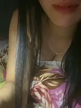 Snapshot of o-one-o chatting on November 7, 2025, 8:20 pm o-one-o online show from November 7, 2025, 8:20 pm