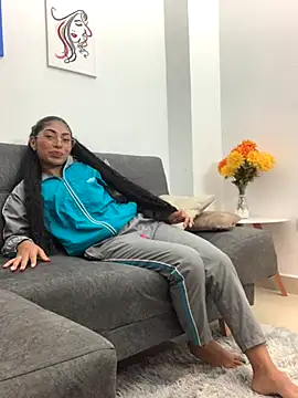 joryinateen online show from October 23, 2025, 4:17 pm